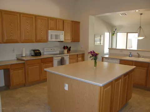 3118 E Hope St, Mesa, AZ 85213 photo 2
