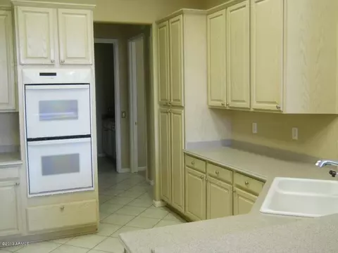 4839 Estevan Rd, Phoenix, AZ 85054 photo 9