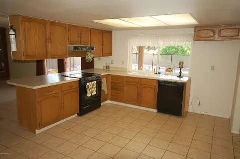 2746 S Extension Rd, Mesa, AZ 85210 photo 4