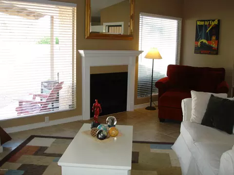 4240 E Sandia St, Phoenix, AZ 85044 photo 3