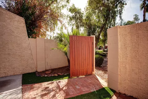 2020 E Solana Dr, Tempe, AZ 85281 photo 15