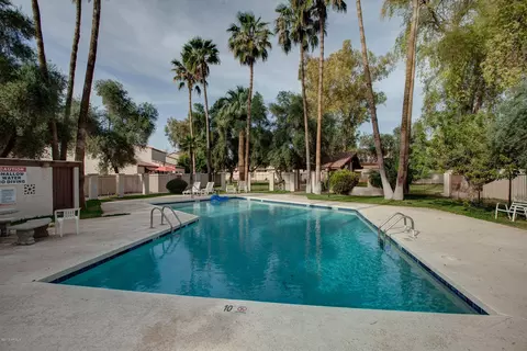 2020 E Solana Dr, Tempe, AZ 85281 photo 1