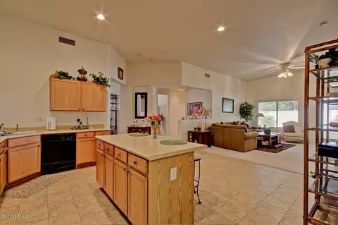 897 S Ash St, Gilbert, AZ 85233 photo 9