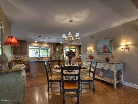 2049 E Pebble Beach Dr, Tempe, AZ 85282 photo 11