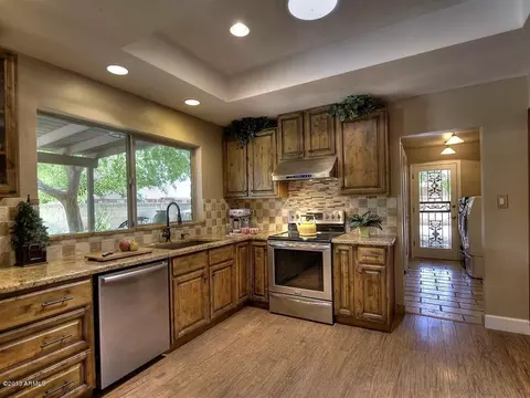 2049 E Pebble Beach Dr, Tempe, AZ 85282 photo 14