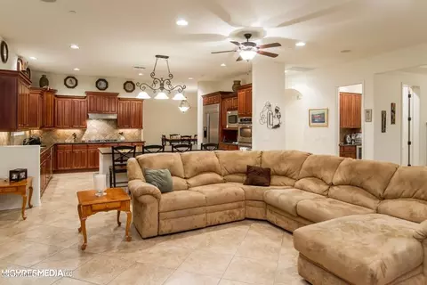 3731 E Maffeo Rd, Phoenix, AZ 85050 photo 3