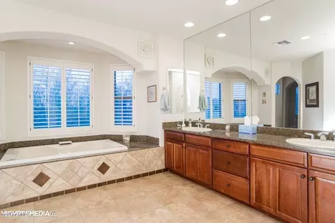 3731 E Maffeo Rd, Phoenix, AZ 85050 photo 13