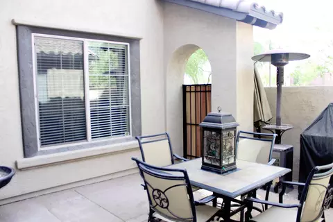 3910 E Cat Balue Dr, Phoenix, AZ 85050 photo 33