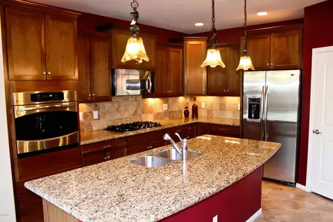 3910 E Cat Balue Dr, Phoenix, AZ 85050 photo 12