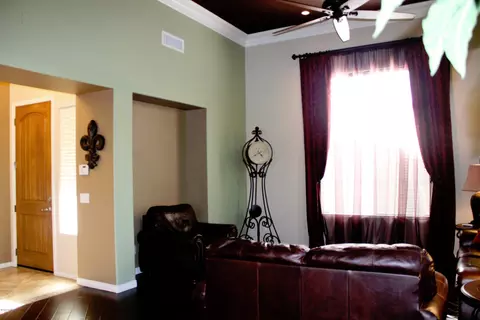 3910 E Cat Balue Dr, Phoenix, AZ 85050 photo 5