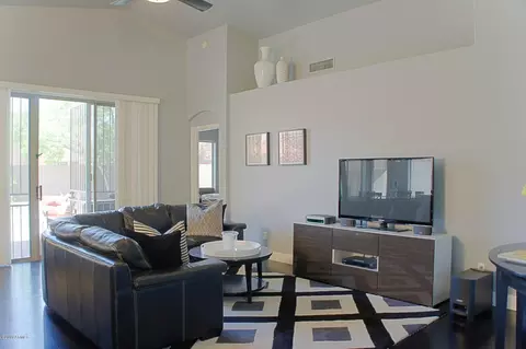 2439 E Patrick Ln, Phoenix, AZ 85024 photo 3