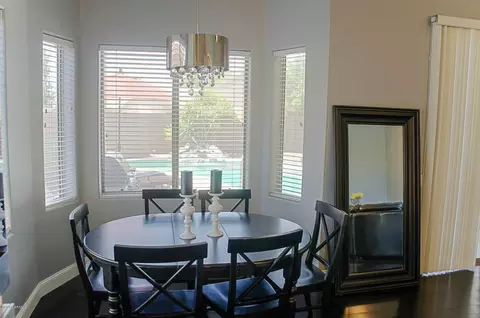 2439 E Patrick Ln, Phoenix, AZ 85024 photo 7