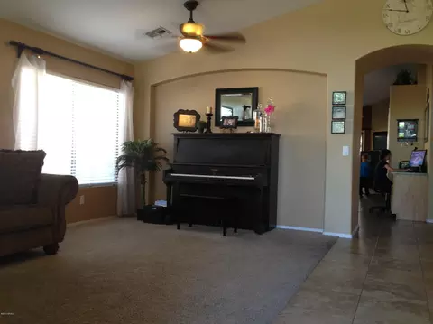 3897 E Wyatt Way, Gilbert, AZ 85297 photo 3