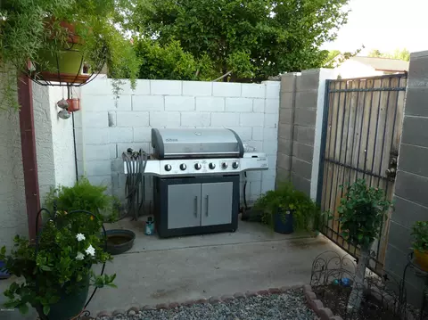 2837 E Beck Ln #2, Phoenix, AZ 85032 photo 7