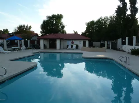 2837 E Beck Ln #2, Phoenix, AZ 85032 photo 18