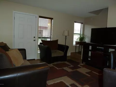 2837 E Beck Ln #2, Phoenix, AZ 85032 photo 4