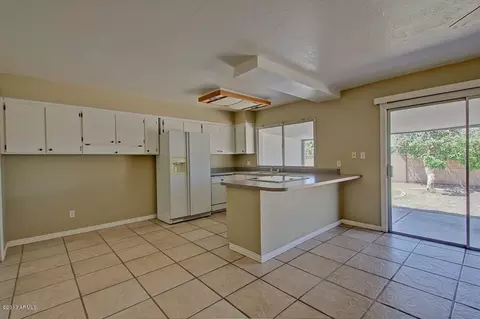 2134 E Radcliffe Dr, Tempe, AZ 85283 photo 11