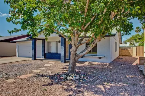 2134 E Radcliffe Dr, Tempe, AZ 85283 photo 2