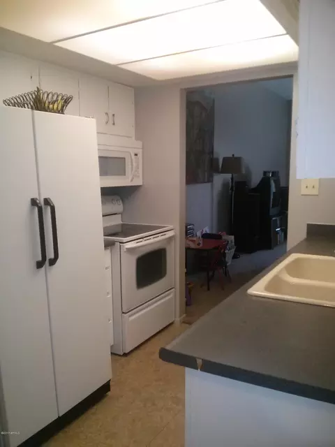 5242 N 15th Dr, Phoenix, AZ 85015 photo 9