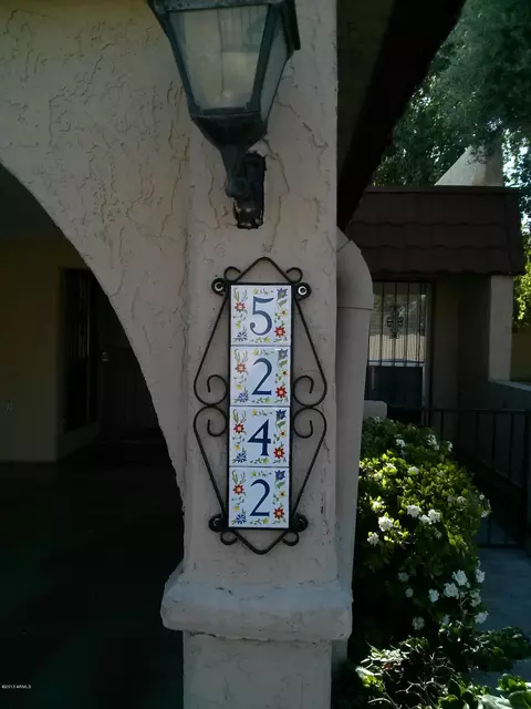 5242 N 15th Dr, Phoenix, AZ 85015 photo 2
