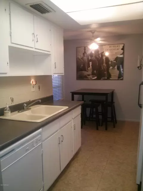 5242 N 15th Dr, Phoenix, AZ 85015 photo 11