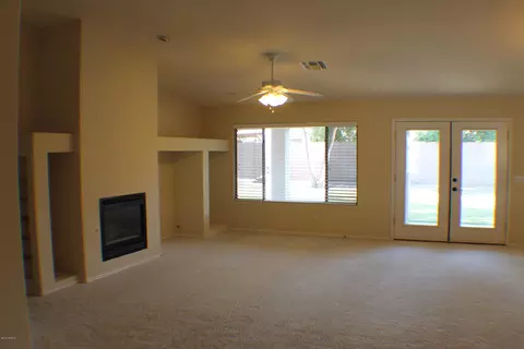 2493 E Tulsa St, Gilbert, AZ 85295 photo 8