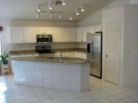 7625 E Posada Ave, Mesa, AZ 85212 photo 3