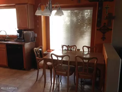 907 E Montoya Ln, Phoenix, AZ 85024 photo 2