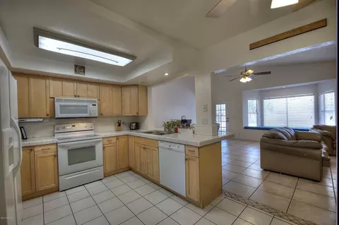 2326 E Fairview Cir, Mesa, AZ 85204 photo 5