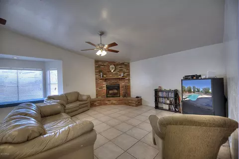 2326 E Fairview Cir, Mesa, AZ 85204 photo 7