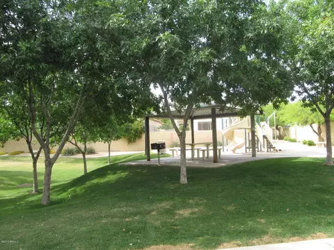 318 N 76th Pl, Mesa, AZ 85207 photo 27