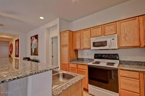 318 N 76th Pl, Mesa, AZ 85207 photo 7