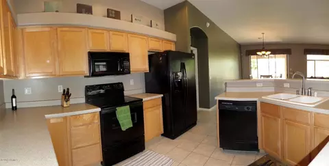 2220 E Constance Way, Phoenix, AZ 85042 photo 10