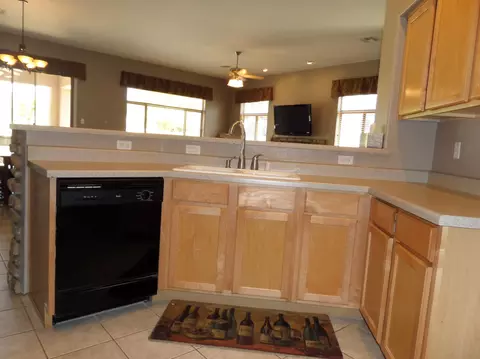 2220 E Constance Way, Phoenix, AZ 85042 photo 9