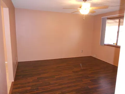 3735 E Claire Dr, Phoenix, AZ 85032 photo 4