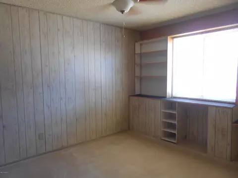 3735 E Claire Dr, Phoenix, AZ 85032 photo 9