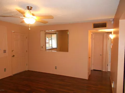 3735 E Claire Dr, Phoenix, AZ 85032 photo 5