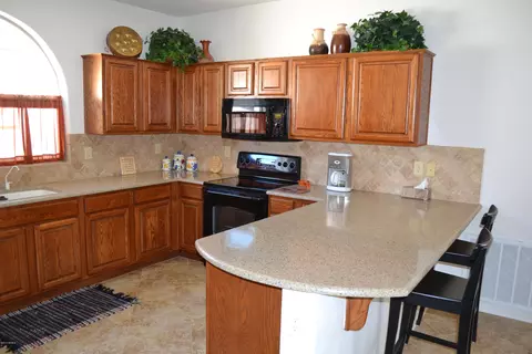 4630 E Rakestraw Ln, Gilbert, AZ 85298 photo 3