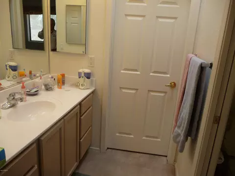 3328 E Maldonado Dr, Phoenix, AZ 85042 photo 8
