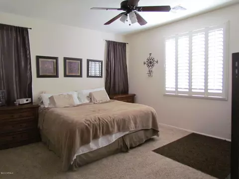 3893 S Dew Drop Ln, Gilbert, AZ 85297 photo 7