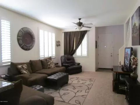 3893 S Dew Drop Ln, Gilbert, AZ 85297 photo 3