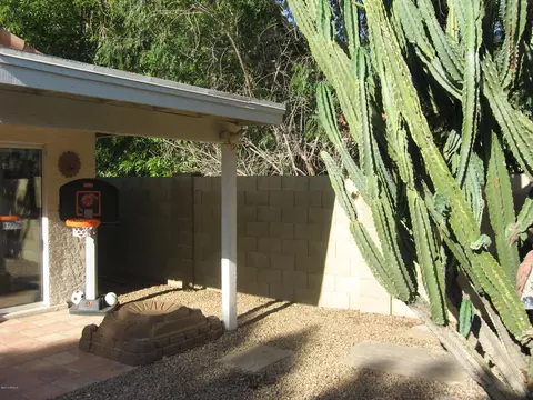 1327 E Muriel Dr, Phoenix, AZ 85022 photo 12