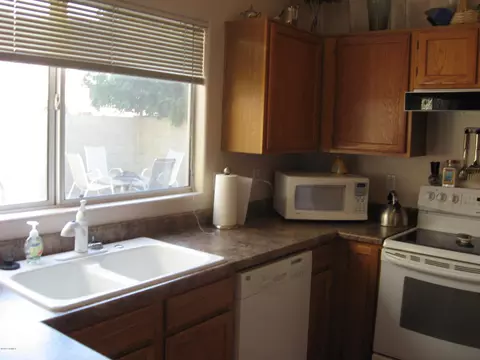 1327 E Muriel Dr, Phoenix, AZ 85022 photo 7