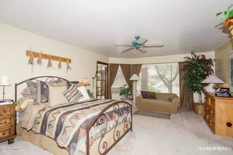 1901 E Caroline Ln, Tempe, AZ 85284 photo 13