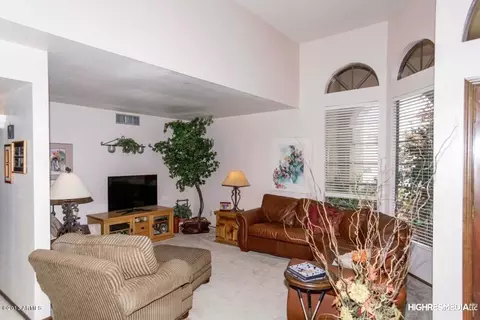 1901 E Caroline Ln, Tempe, AZ 85284 photo 5