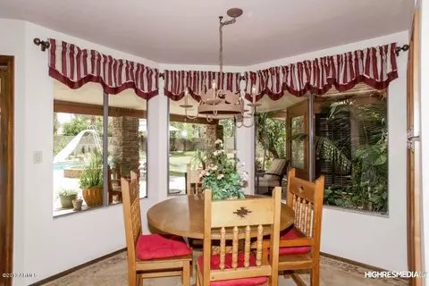 1901 E Caroline Ln, Tempe, AZ 85284 photo 8
