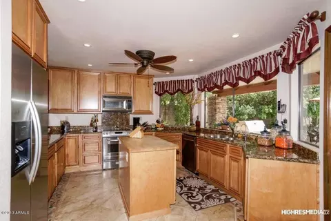 1901 E Caroline Ln, Tempe, AZ 85284 photo 6