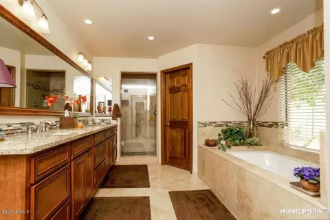 1901 E Caroline Ln, Tempe, AZ 85284 photo 15