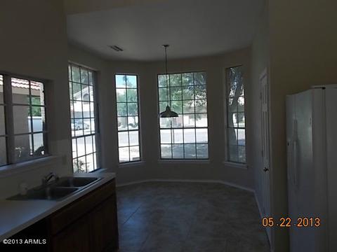 8759 S Maple Ave, Tempe, AZ 85284 photo 3