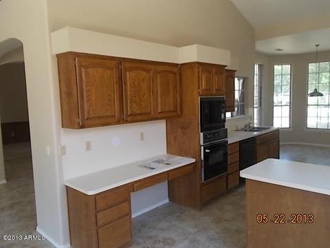 8759 S Maple Ave, Tempe, AZ 85284 photo 2